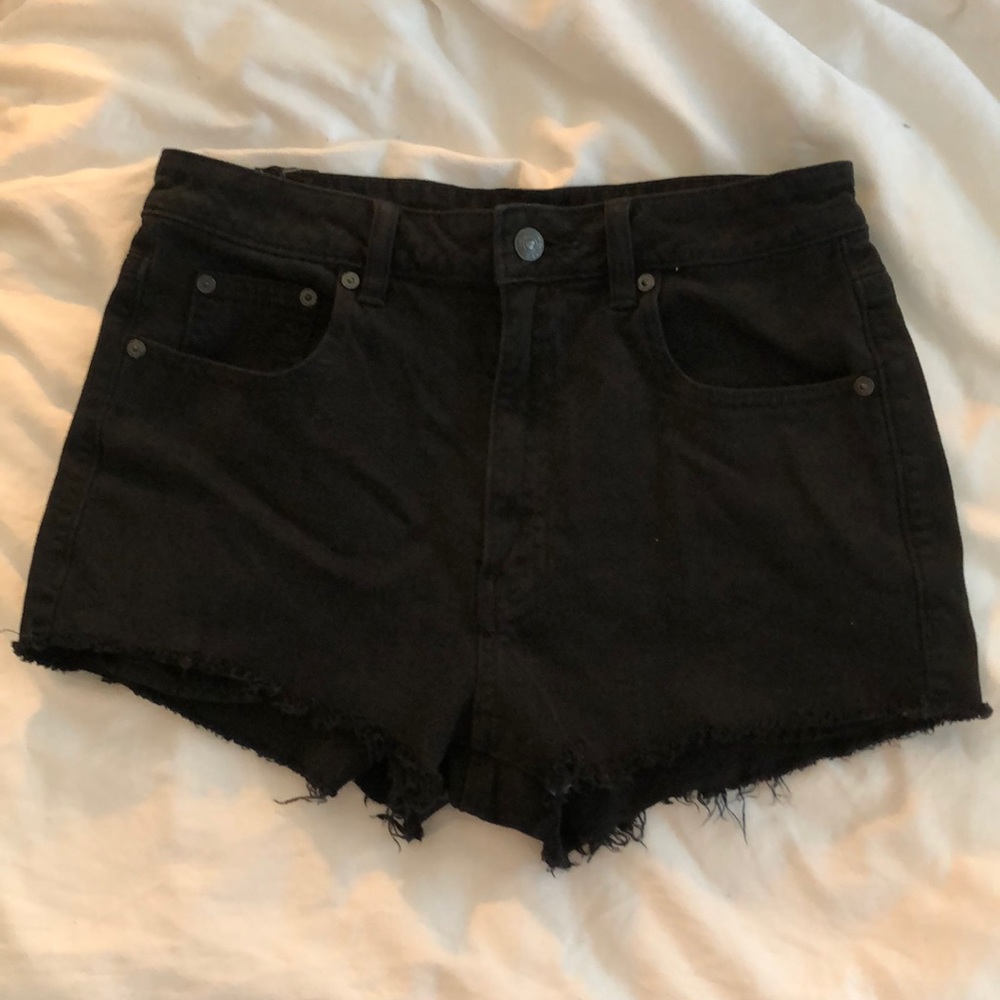 TALULA Black highwaist cut off shorts size 29